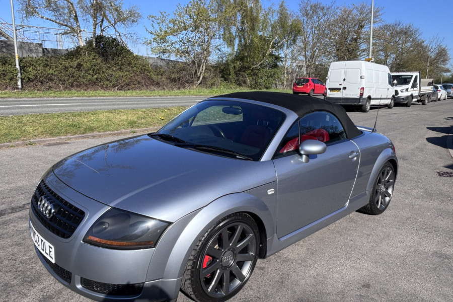 2003 Audi TT thumbnail 8