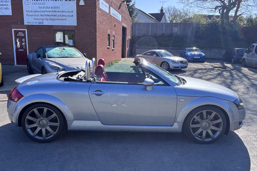 2003 Audi TT thumbnail 23