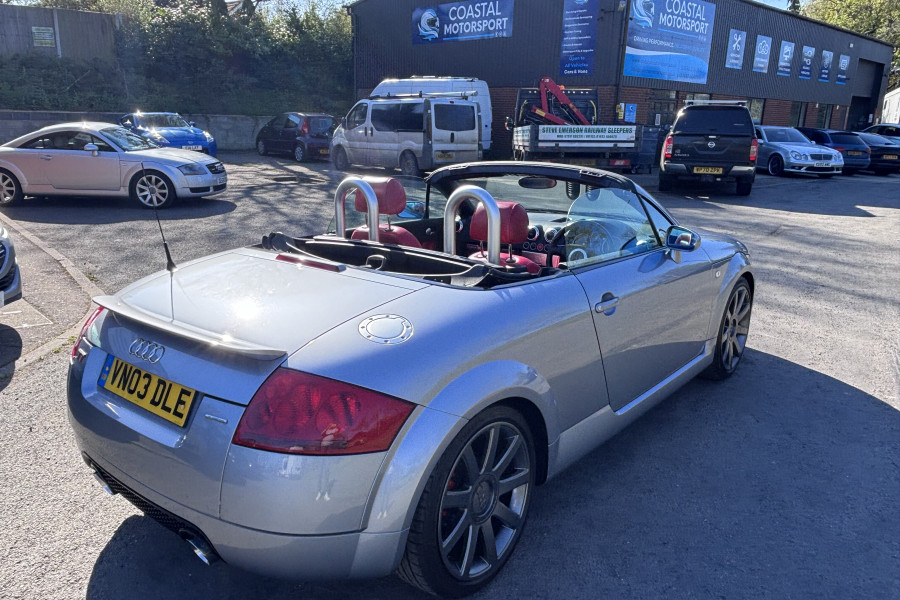 2003 Audi TT thumbnail 20