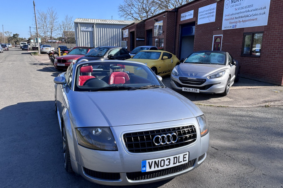 2003 Audi TT thumbnail 11